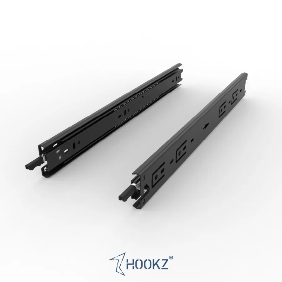 Ein Paar Verriegelungs-Vollauszüge für rechts und links