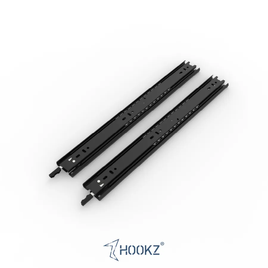 Schubladenschienen mit Hebel in ausgefahrenem Zustand